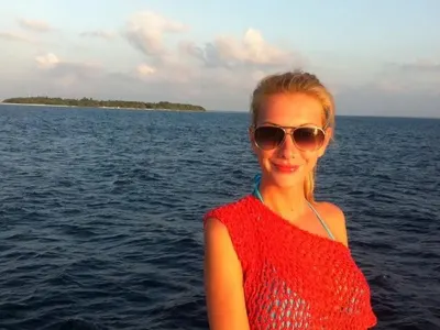 Вижте Маги от „Ергенът“ ПРЕДИ повече от 10 години! Неузнаваема е