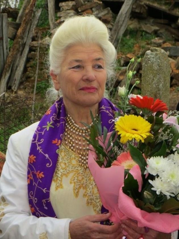 ГАВРА: Голямата певица Янка Рупкина, прославила България по света, крета с пенсия от 400 лева