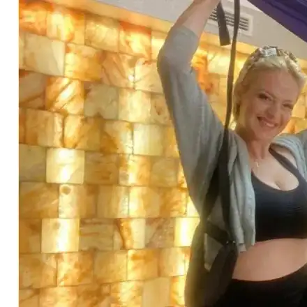 Актрисата от народния театър Василена Винченцо: Омъжих се с халка за три лева