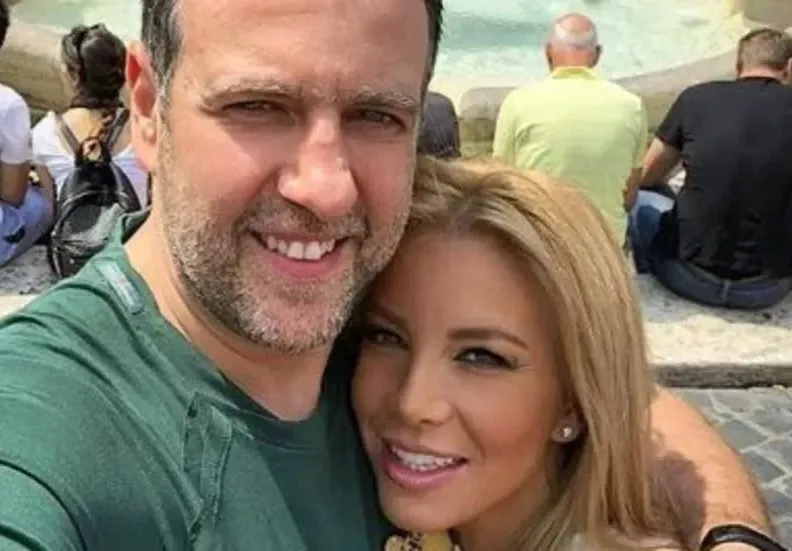Близък до певицата разкри: Емилия е съсипана, хвана мъжа си на калъп с млада жена в таен апартамент
