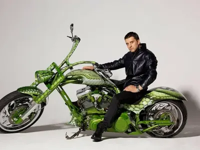 Борис Дали има 5 мотора, 2 трактора и един булдозер