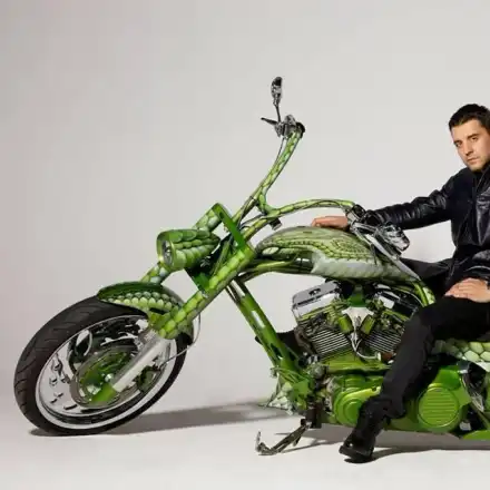 Борис Дали има 5 мотора, 2 трактора и един булдозер