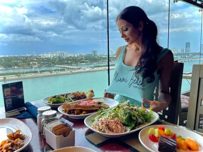 Ексклузивно! Ветеринарят Вергил предлага БРАК на Райна на круизен кораб!