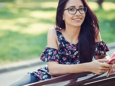 Елена е най-секси лекарка! Вижте ГОРЕЩИТЕ Й СНИМКИ