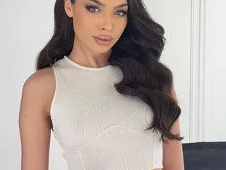 Ергенката Айлин е бясна! Вижте в каква долна ИНТРИГА я вкараха (Снимки)