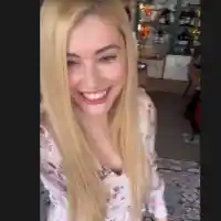 Ева Веселинова отново бременна? Бившата водеща показа коремче