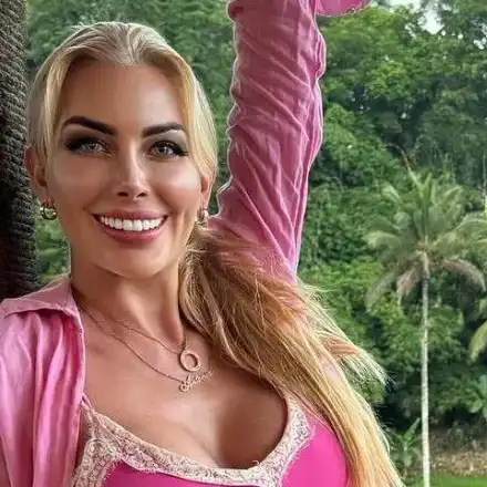 ФОТО ГАФ! Антония Петрова стана за смях с Face App – зъбите й изхвръкнаха