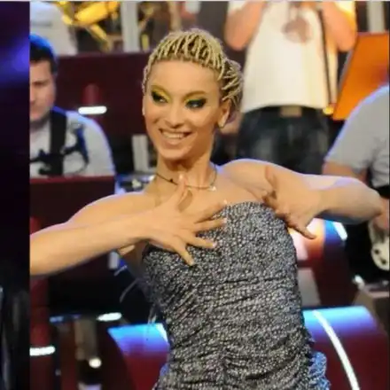 ФОТО ШОК! Бившата на Слави се ошишка! Мартина още изглежда бременна