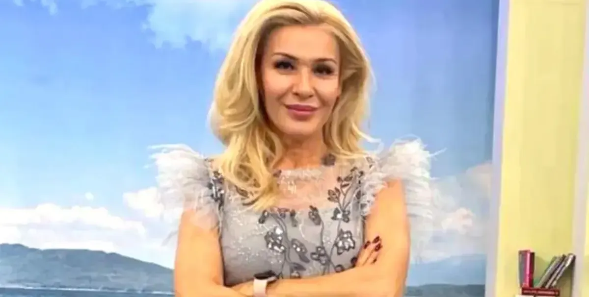 Гала сама си тори градинката