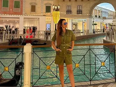 Глория и Симона изкушават от Катар, сравниха попфолк иконата с 20-годишна (СНИМКИ)