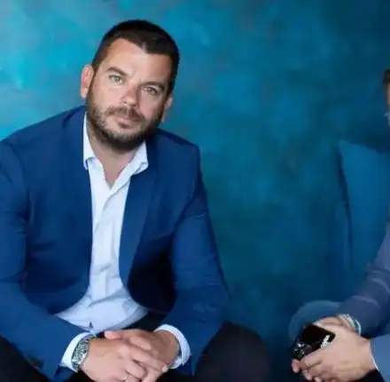 Иван и Андрей попиляха гаджето на Анита Мейзер