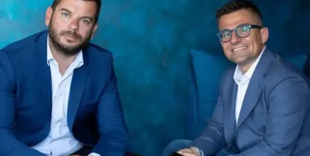 Иван и Андрей попиляха гаджето на Анита Мейзер