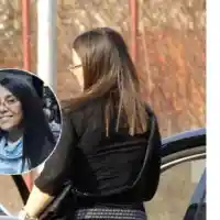 Жената на Мърви в Измир за триумфа