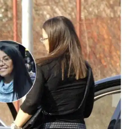 Жената на Мърви в Измир за триумфа