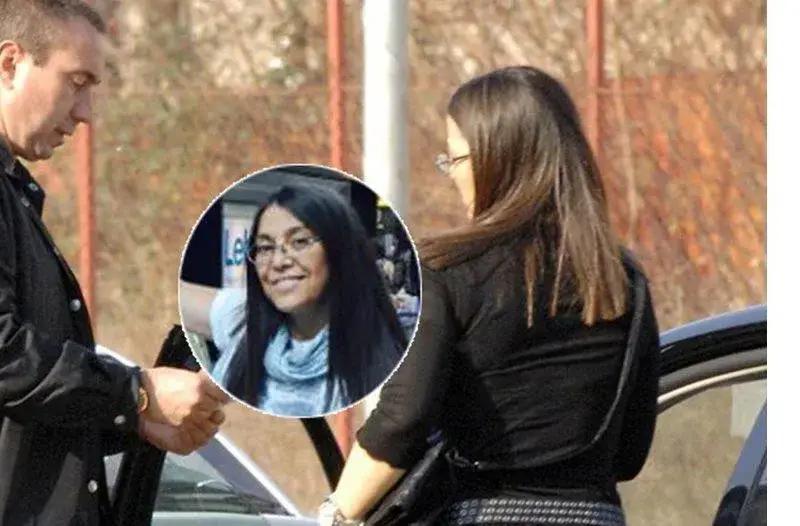 Жената на Мърви в Измир за триумфа