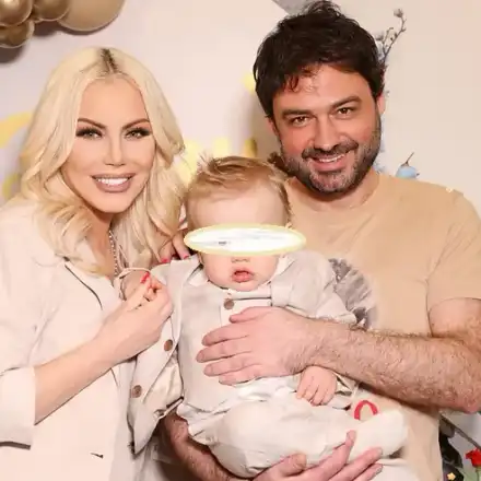 Камелия и малкият Баян празнуват рожден ден на таткото Цветин ВИДЕО