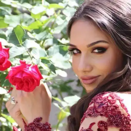 Като фолк фурия! Щерката на Фънки сложи силикон (СНИМКИ)