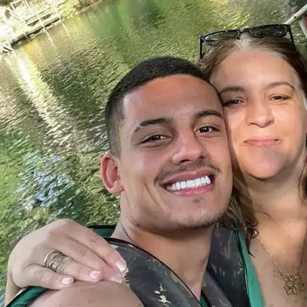 Латиноинвазия на Герена: Роднини на „сините“ дойдоха в София, за да ги подкрепят в дербито