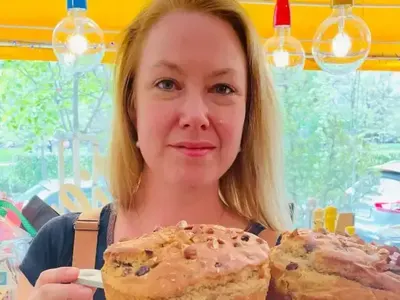 Линда на Кирил Петков пече великденски козунаци само за богаташи