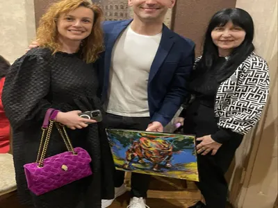 Лорд Евгени Минчев: Софка да свали новогодишната украса от ушите си! Наско, това отпред микрофон ли е или... И още + СНИМКИ