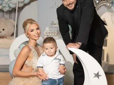 Маргините вдигат сватба! Мария Маринова се СГОДИ! (СНИМКИ)