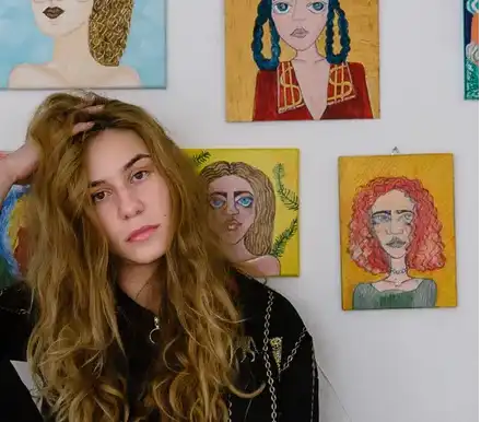 Мила Роберт  зачената  случайно на тавана