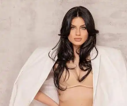 Мис България с пореден приз! Тафкова отличена със статуетка на „Лица за гордост“