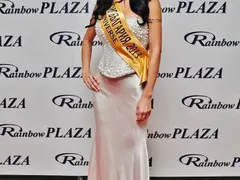 Мисис БГ се омъжи на Малдивите