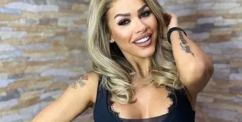 Моника от „Игри на волята“ си татуира мъжа, в когото иска да се влюби