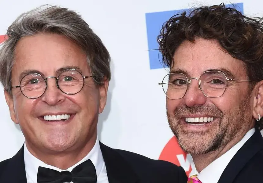 Най-популярната гей двойка в Англия се развежда