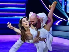 Неделя Щонова танцува с 22 синини