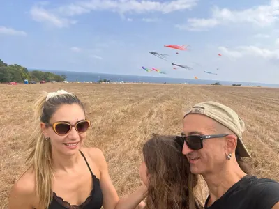 Нети се показа без грим