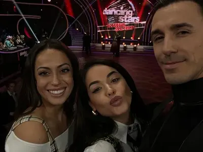 НИСКА ПРОБА: Вижте трите ергенки, които с просташкото си поведение подлудиха „Денсинг старс” (Снимки)