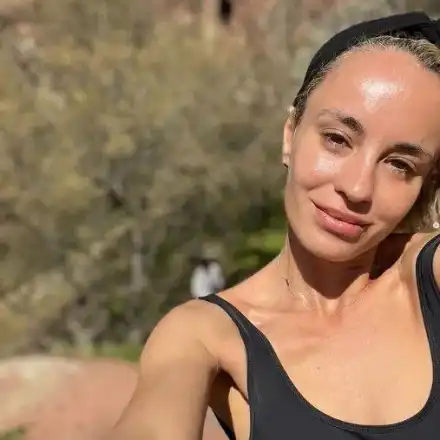 Оса ли я ужили? Радина Кърджилова изду джуки