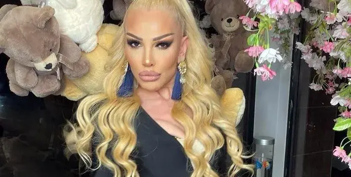 Познахте ли певицата от снимката?