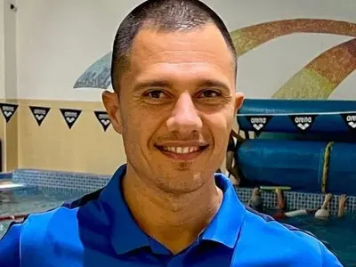 РАЗКРИХМЕ Я! Ето в кого е влюбена Ивет Горанова! (СНИМКИ)