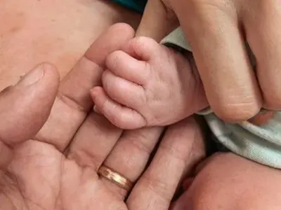 Сестрата на Ивет Лалова е щастлива, че е лелче (Снимки)