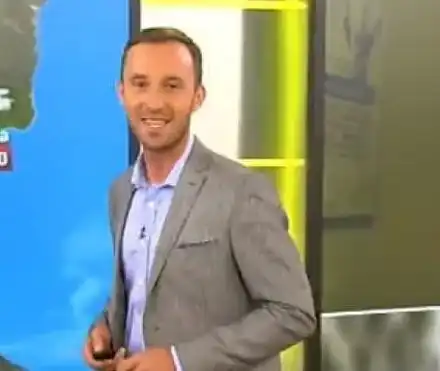 Синоптикът на Нова подкарал като дете влак и тролейбус