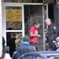 След 34 месеца в американски затвор: Братът на криптоизмамницата Ружа с нов паспорт СНИМКИ