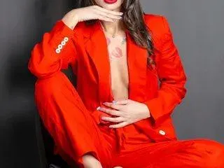 След като я уволни: Ергенката Виктория праща Гонзо на СЪД (снимки)