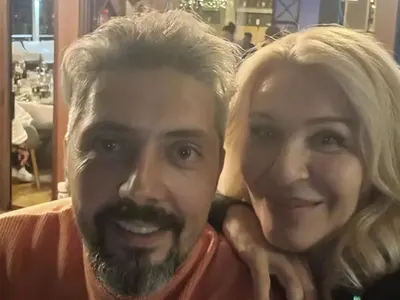 Стефан на Гала чукна 47, водещата гони 60, изглежда доста състарена (Снимки)