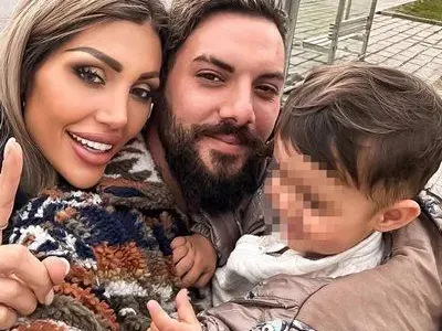 СТРАХ тресе звездните майки заради епидемията от коклюш (Снимки)