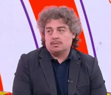 Таксиджия чупи ръката на Камен Донев в катастрофа