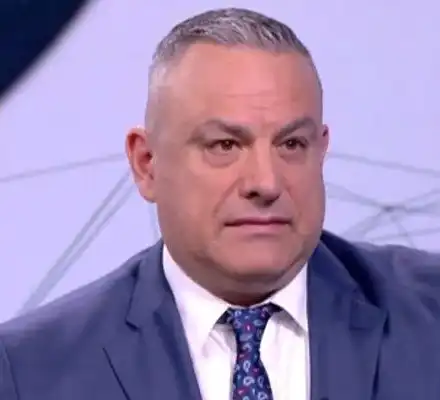 Юксел Кадриев неусетно побеля