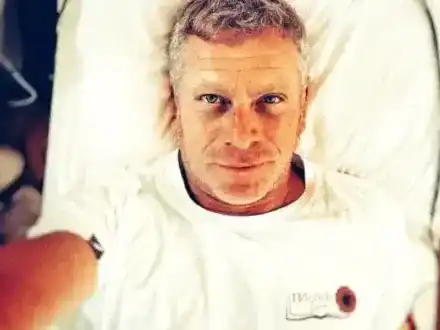 Юлиан Вергов лежи на системи с тежка пневмония