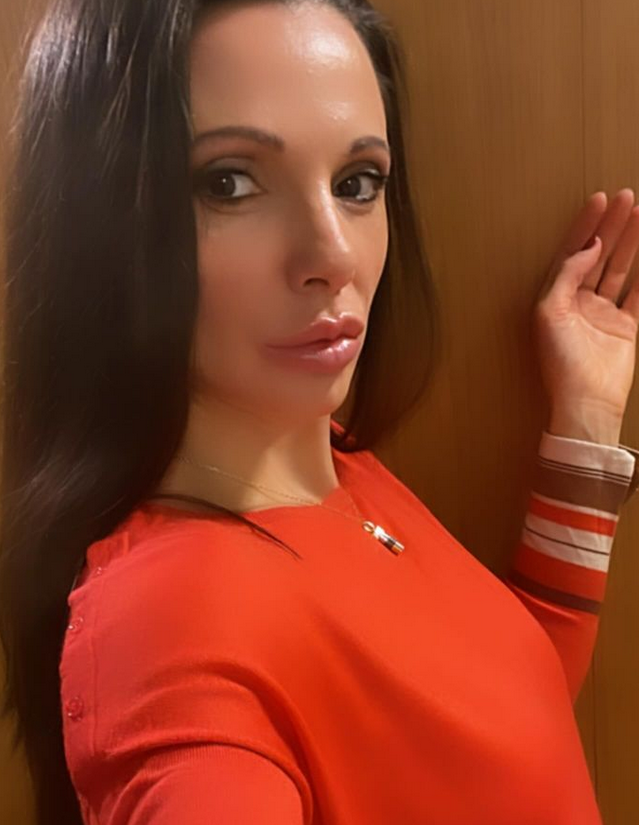Маги Вълчанова осъди Алекс Богданска за 10 бона