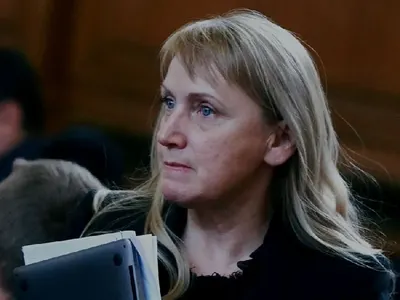 Елена Йончева самотна майка на 60 (Снимки)