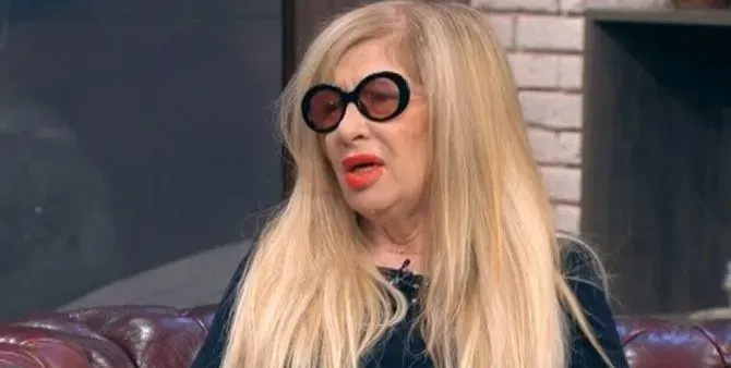 Ето кой е мъжът до Муки