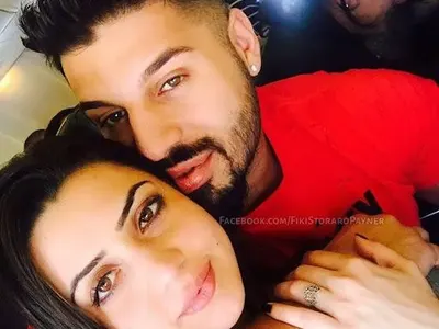 Фики Стораро не вдигна купон за ЧРД на жена си