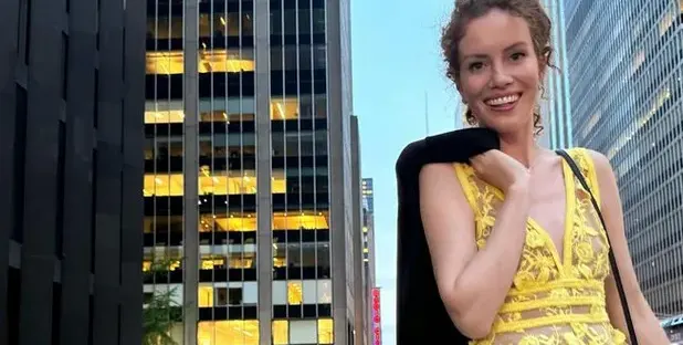 Гери Малкоданска шашка американците с прозрачна рокля (Снимки)